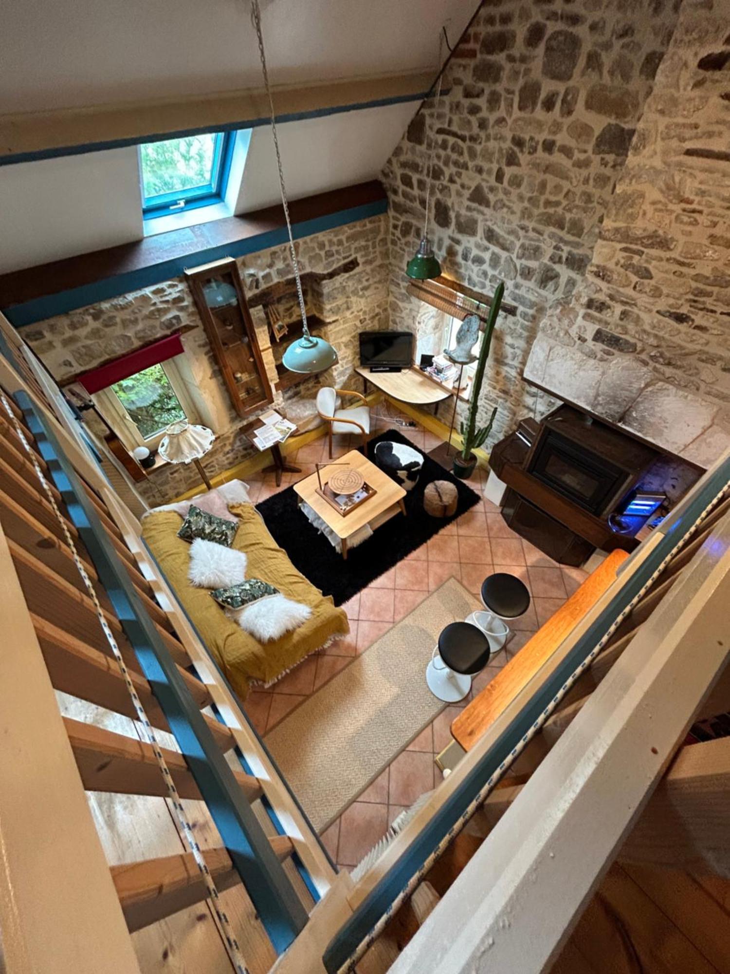Bed and Breakfast La Cage Aux Oiseaux La Lande-de-Goult Экстерьер фото